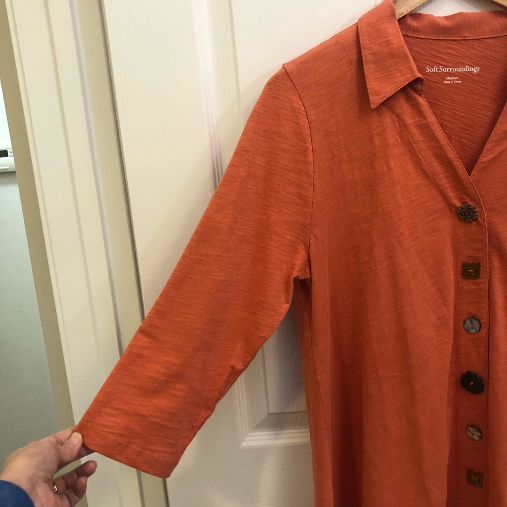 Soft Surroundings Mixed Button Danielle Tunic - Picture 4 of 13